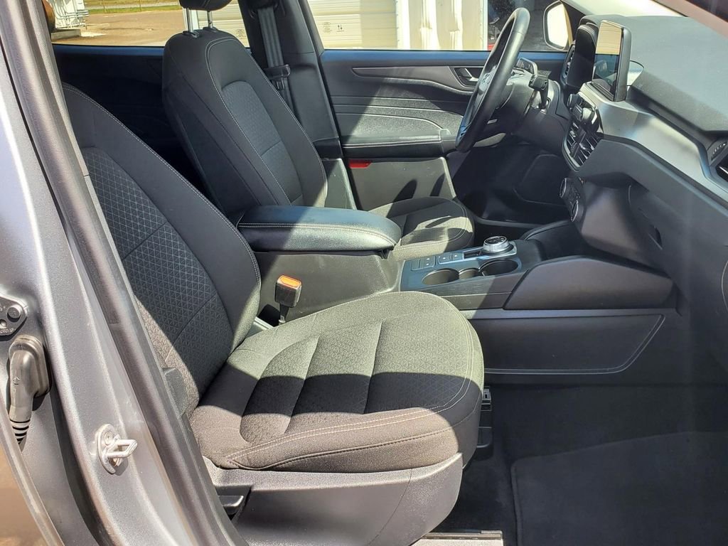 Used 2024 Ford Escape Active image 10