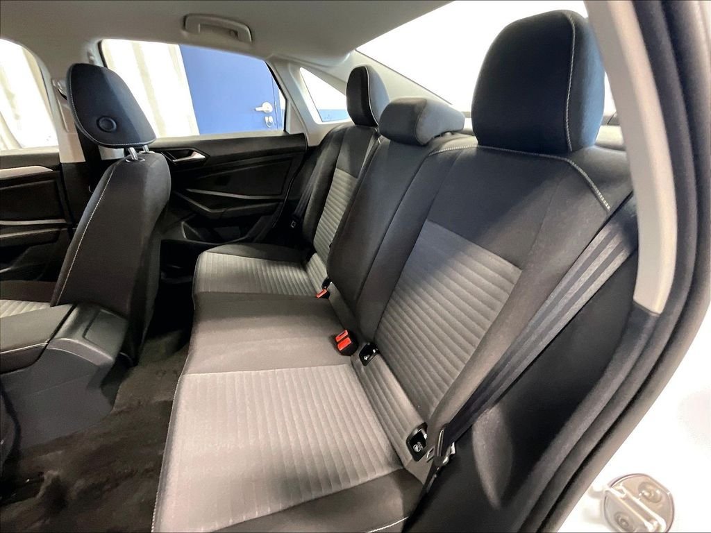 Used 2025 Volkswagen Jetta S FWD image 15