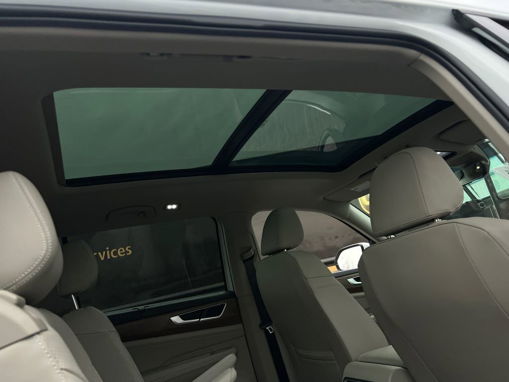 New 2026 Volkswagen Atlas SE image 13