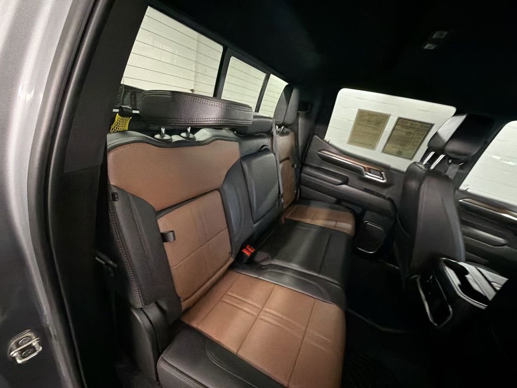 Used 2024 Chevrolet Silverado 1500 High Country w/ Max Trailering Package AWD/4WD image 27