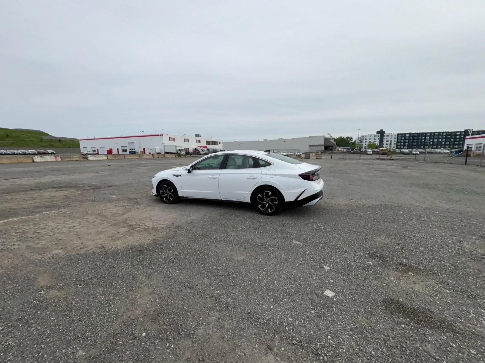 Used 2025 Hyundai Sonata SEL FWD image 16
