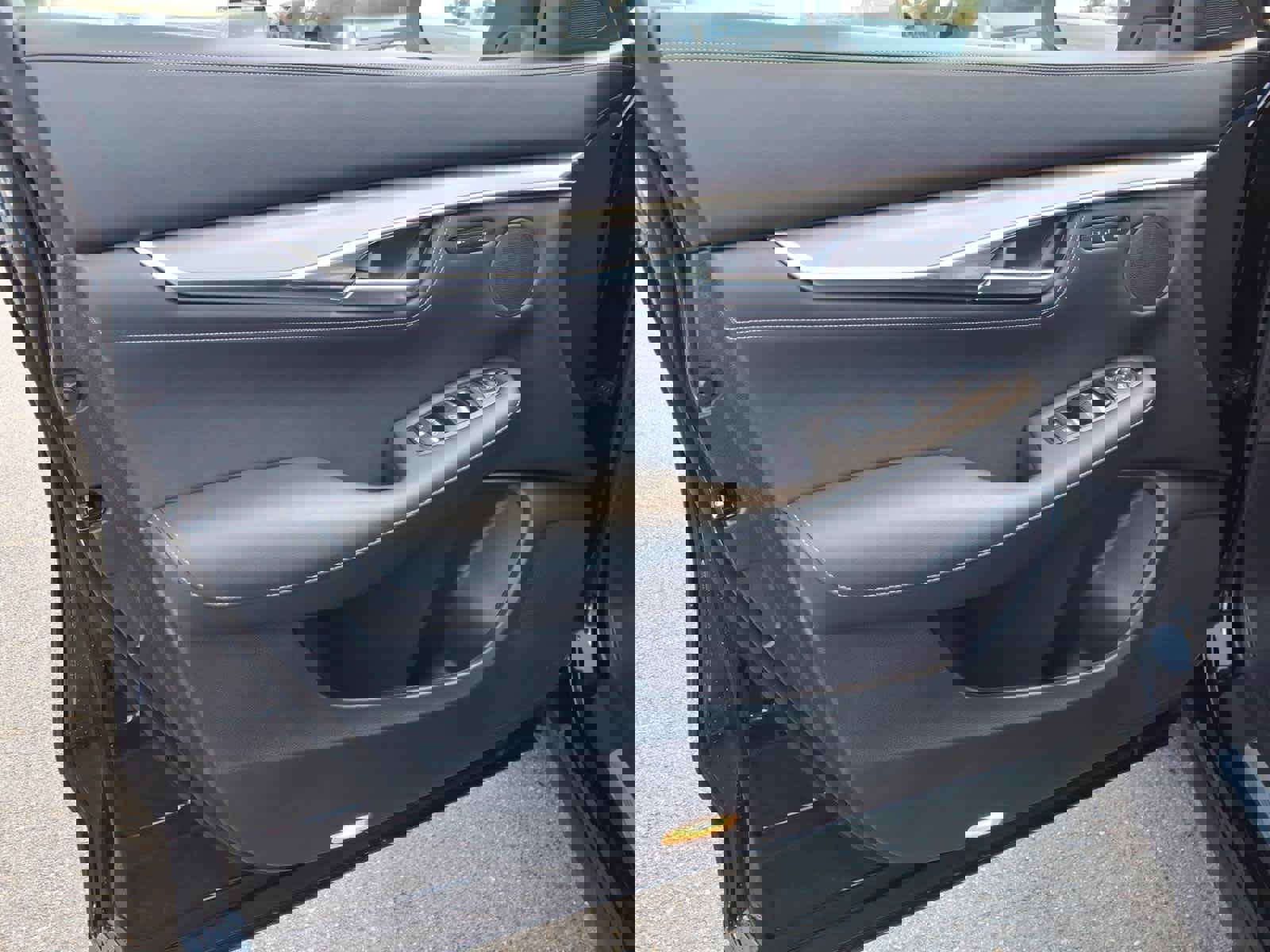 Used 2024 INFINITI QX55 Luxe w/ Cargo Package AWD/4WD image 10