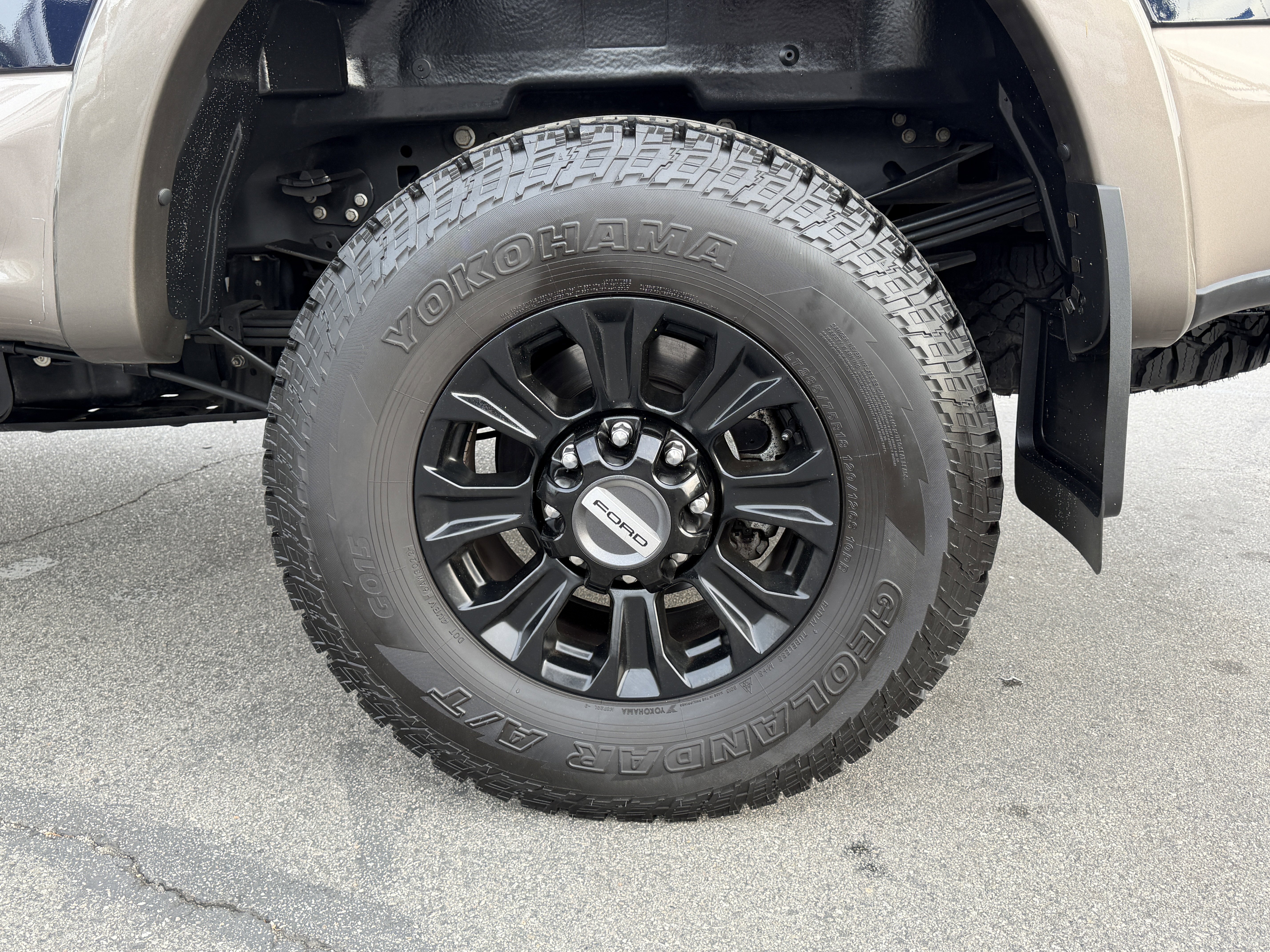 Certified 2022 Ford F350 King Ranch w/ Tremor Off-Road Package image 9