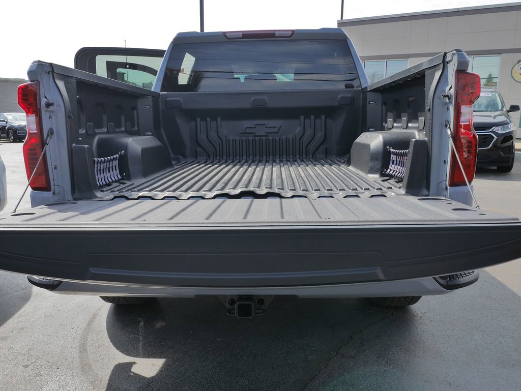 Used 2024 Chevrolet Silverado 1500 Custom w/ LPO, Dark Essentials Package image 15
