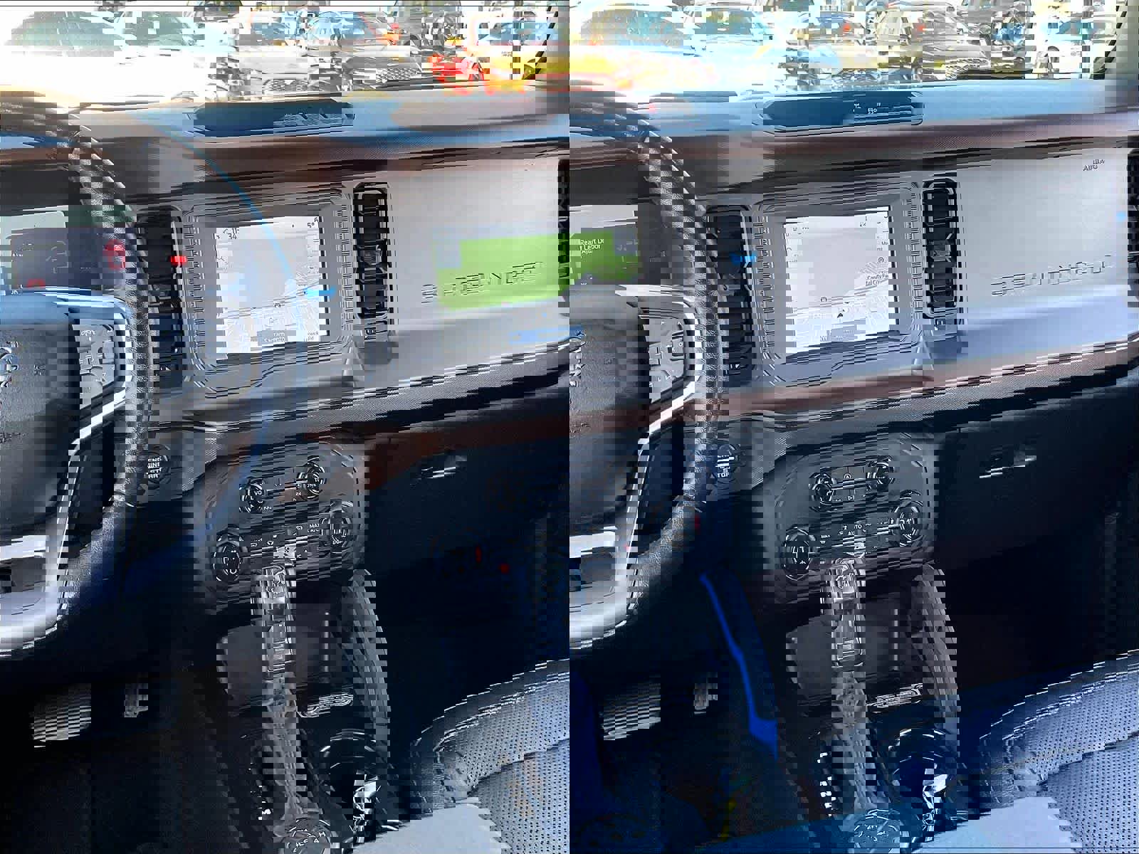 Used 2021 Ford Bronco Outer Banks image 8