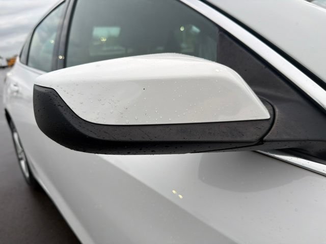 Used 2020 Chevrolet Malibu LS w/ Driver Confidence Package II FWD image 5
