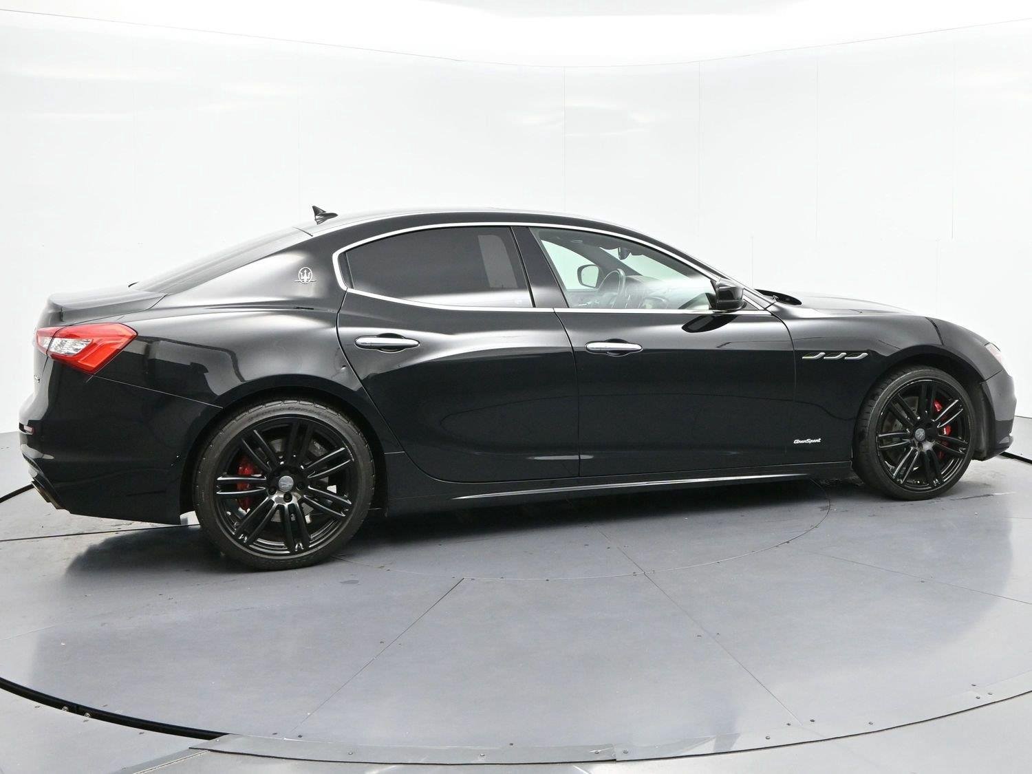 Used 2018 Maserati Ghibli S GranSport RWD image 8