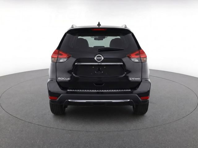 Used 2018 Nissan Rogue SV w/ Sun & Sound Touring Package AWD/4WD image 3