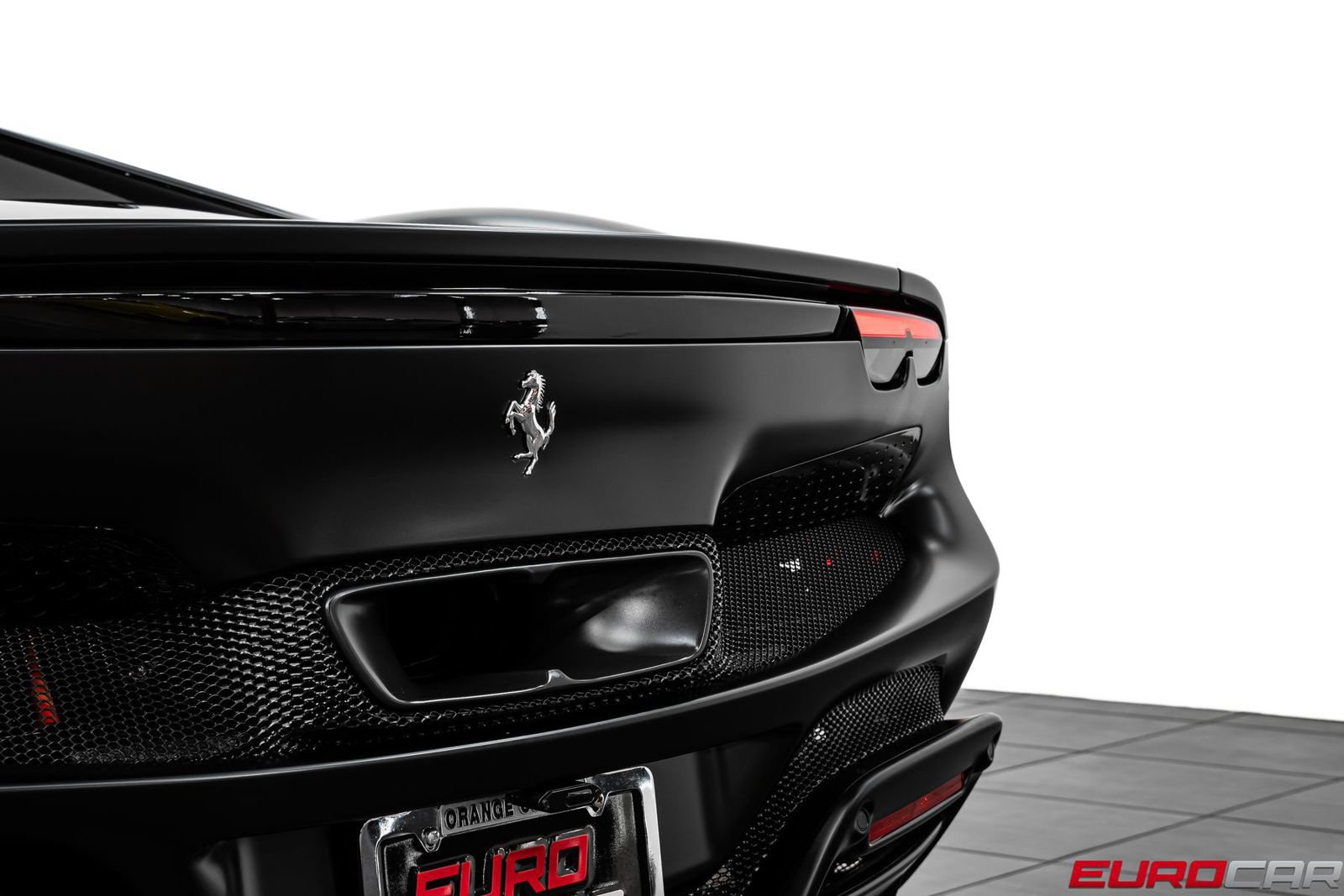 Used 2024 Ferrari 296 GTB RWD image 20