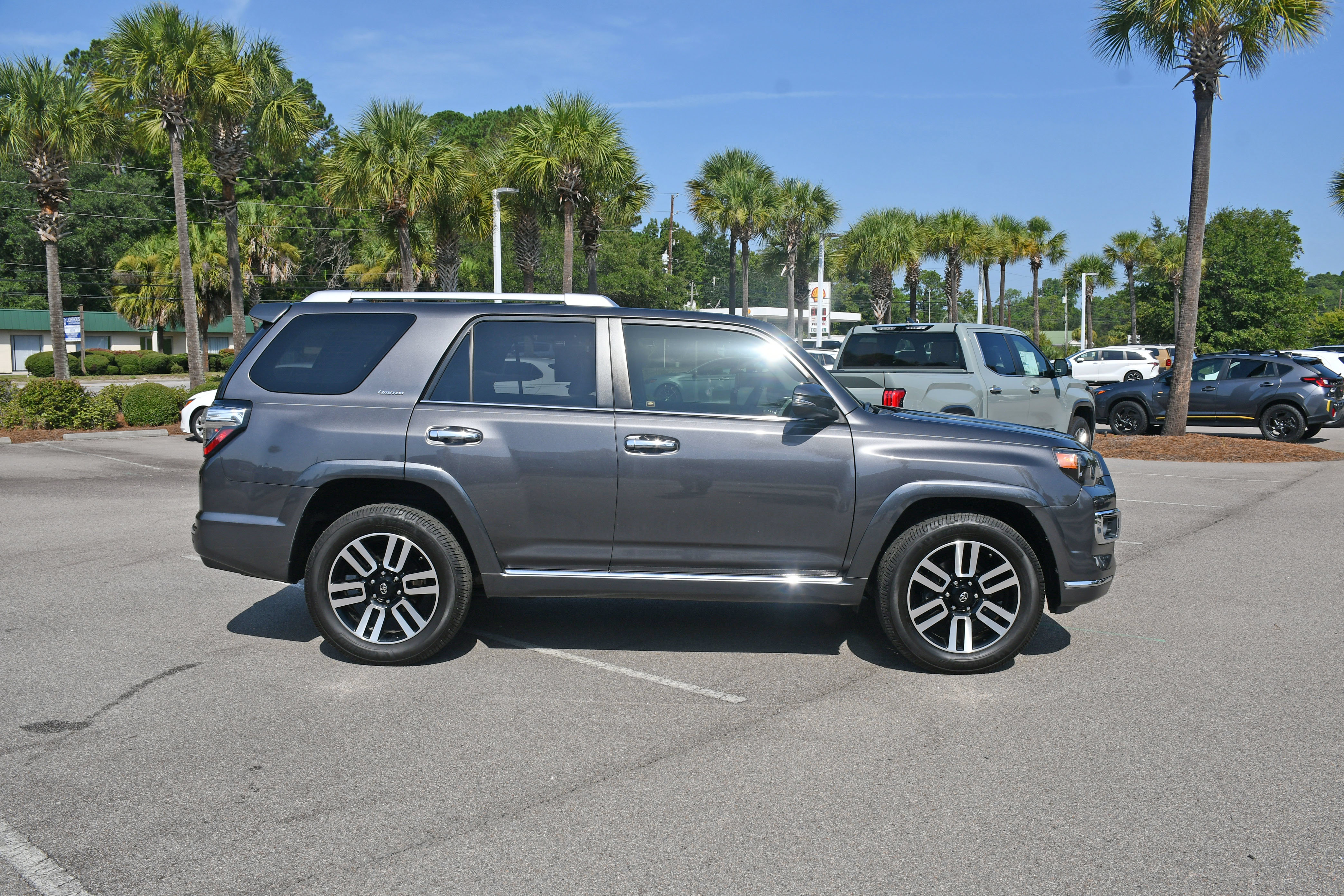 Used 2019 Toyota 4Runner Limited RWD image 2
