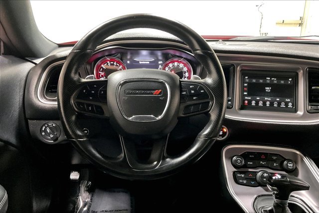 Used 2022 Dodge Challenger GT RWD image 5