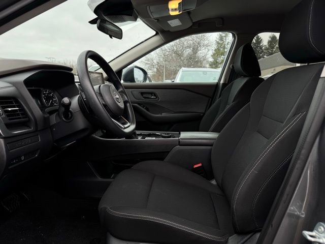 Used 2023 Nissan Rogue S image 14