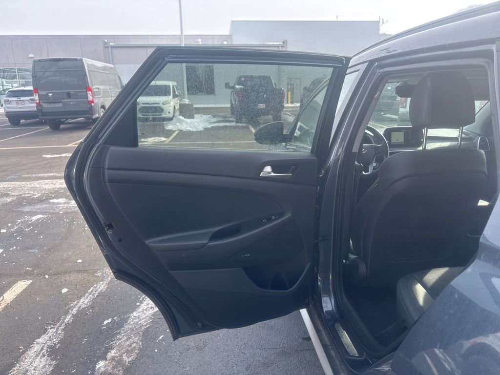 Used 2019 Hyundai Tucson Ultimate w/ Cargo Package image 25