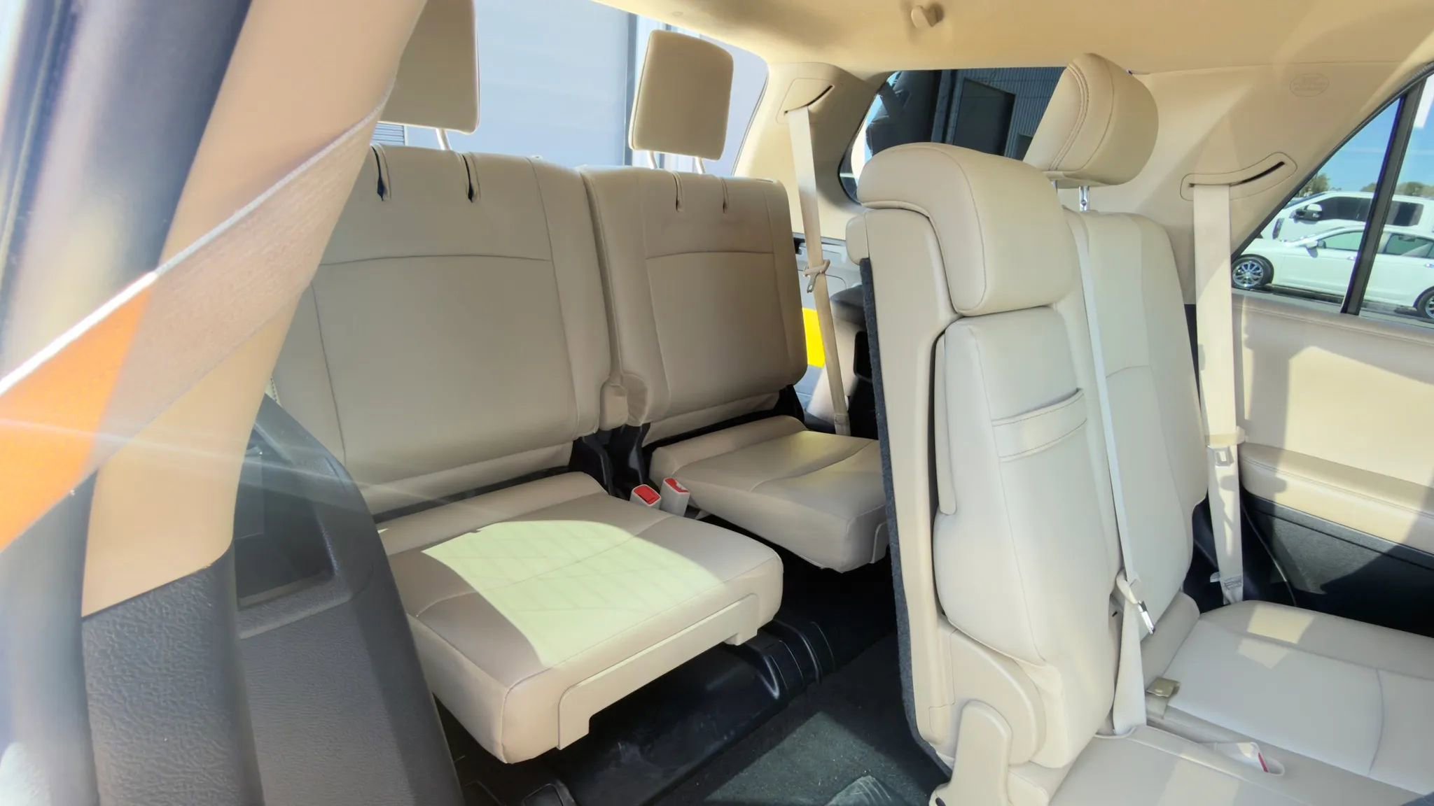 Used 2020 Toyota 4Runner SR5 Premium AWD/4WD image 18