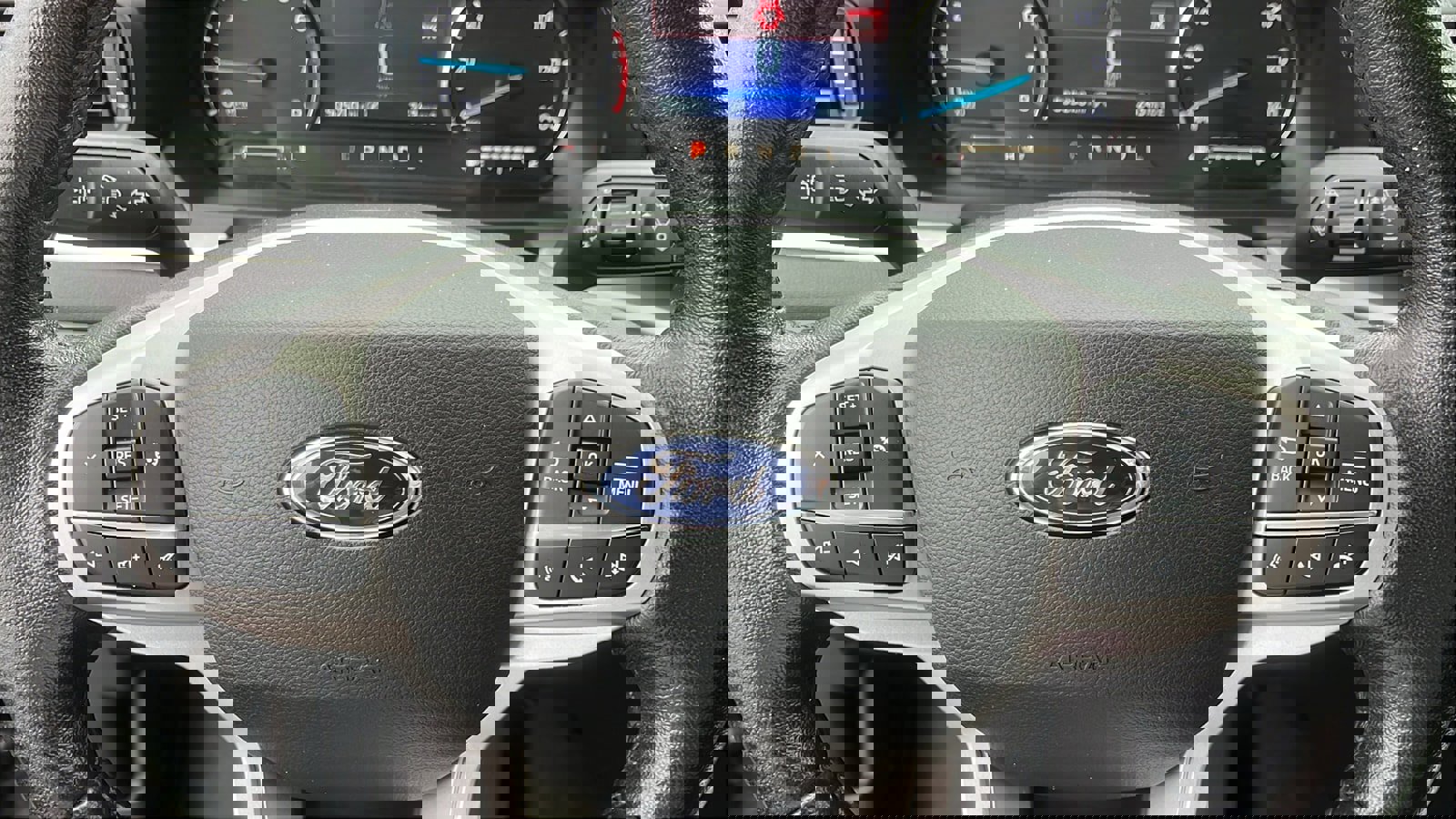 Used 2021 Ford Explorer XLT image 13