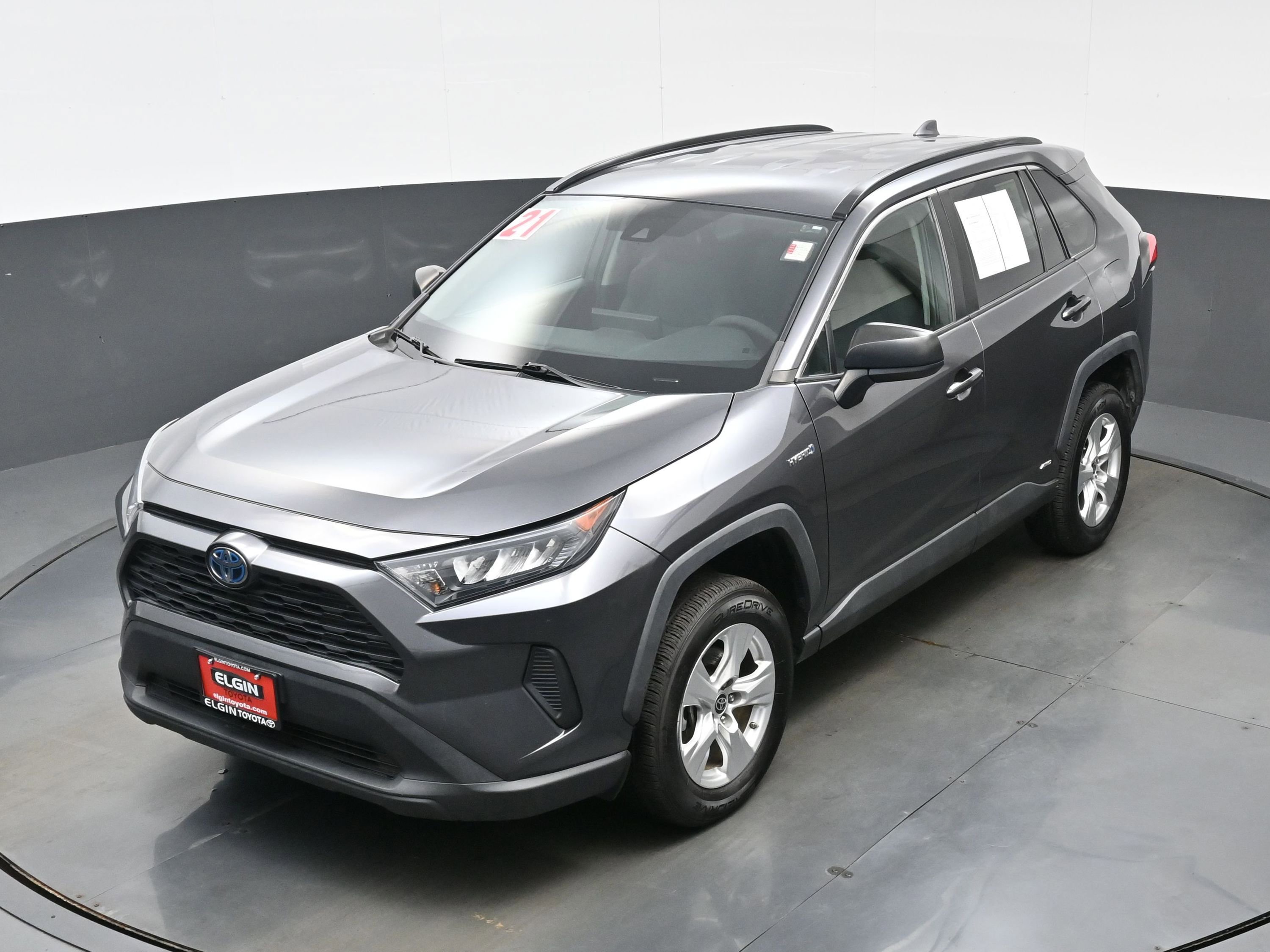 Used 2021 Toyota RAV4 LE AWD/4WD image 34