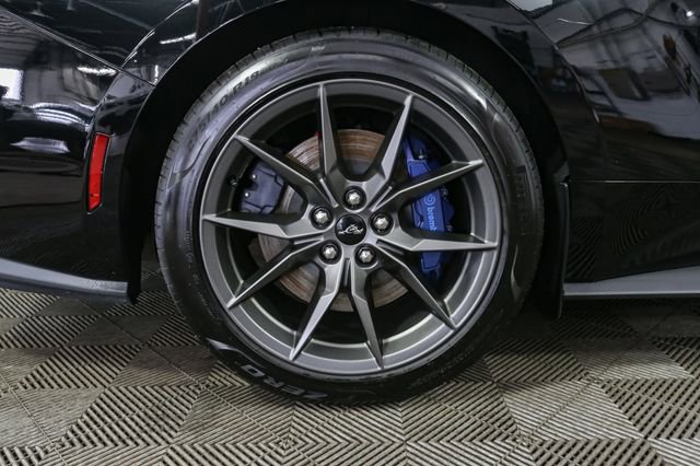 Used 2025 Ford Mustang Dark Horse image 15