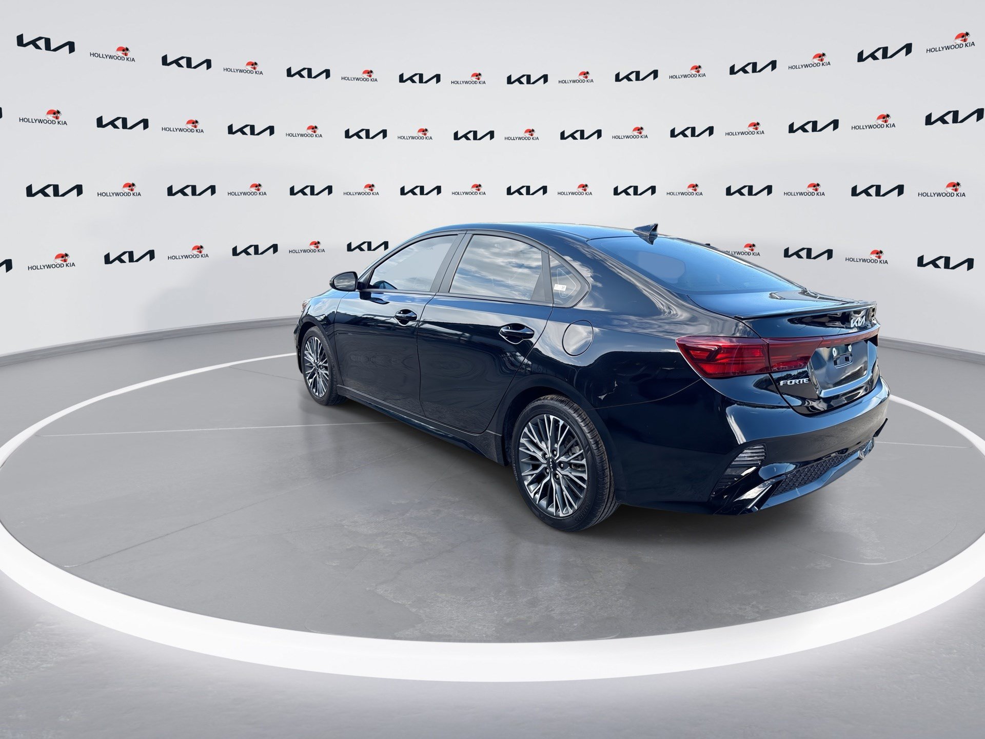Certified 2024 Kia Forte GT-Line FWD image 6