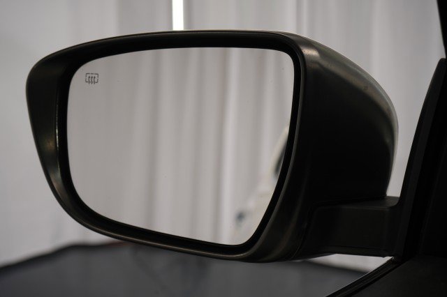 Used 2016 Nissan Rogue SL w/ SL Premium Package image 26