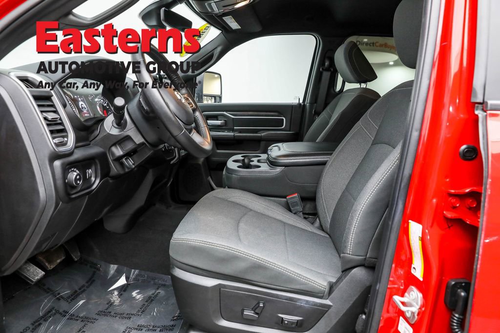 Used 2024 RAM 2500 Big Horn w/ Sport Appearance Package image 14