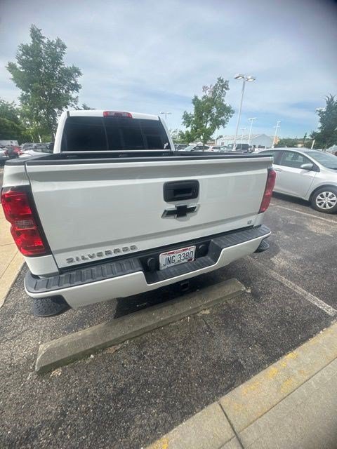 Used 2018 Chevrolet Silverado 1500 LT w/ All Star Edition AWD/4WD image 11
