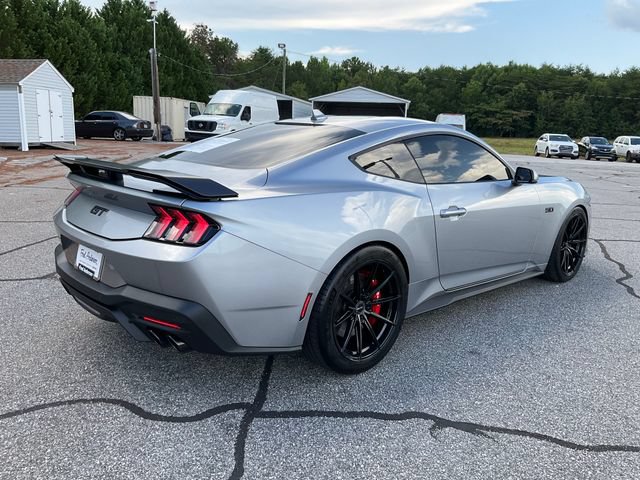 Used 2025 Ford Mustang GT Premium RWD image 28