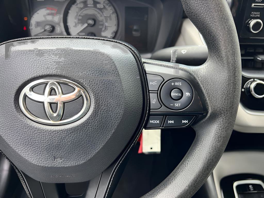 Used 2021 Toyota Corolla L FWD image 35