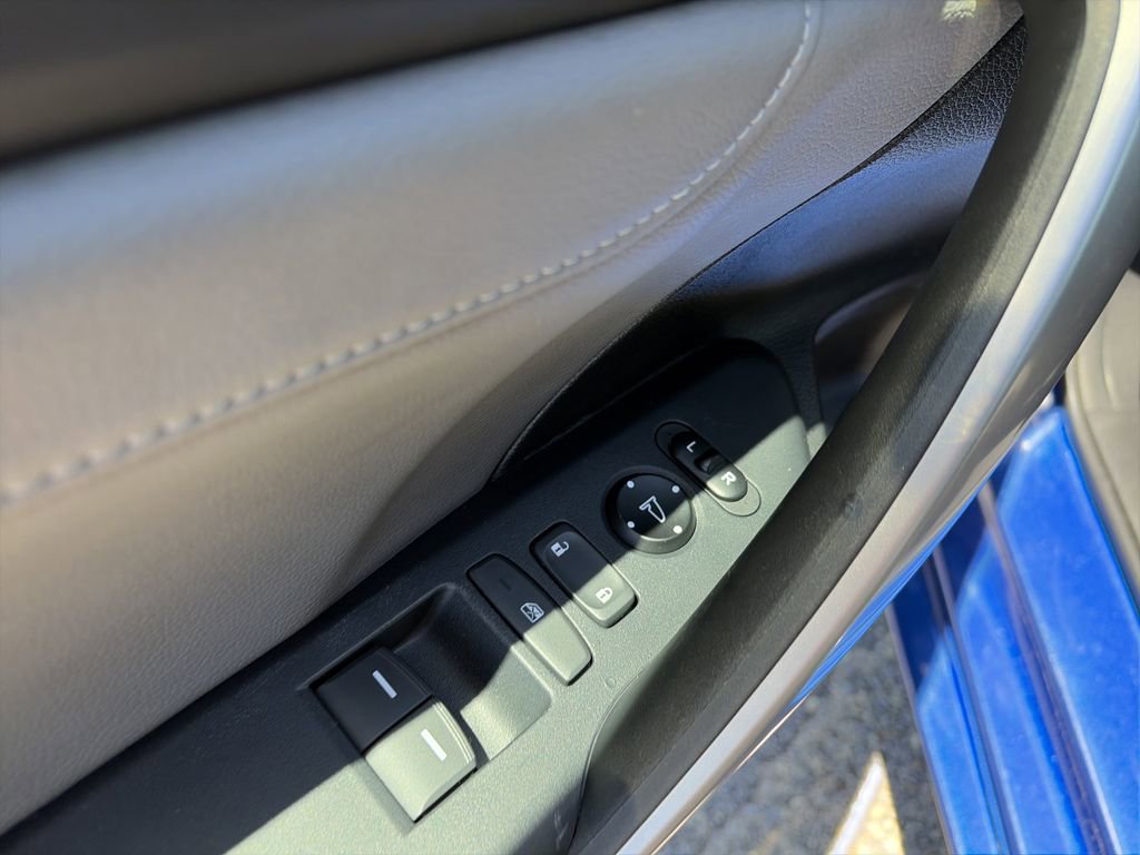 Used 2017 Honda Civic Touring image 19