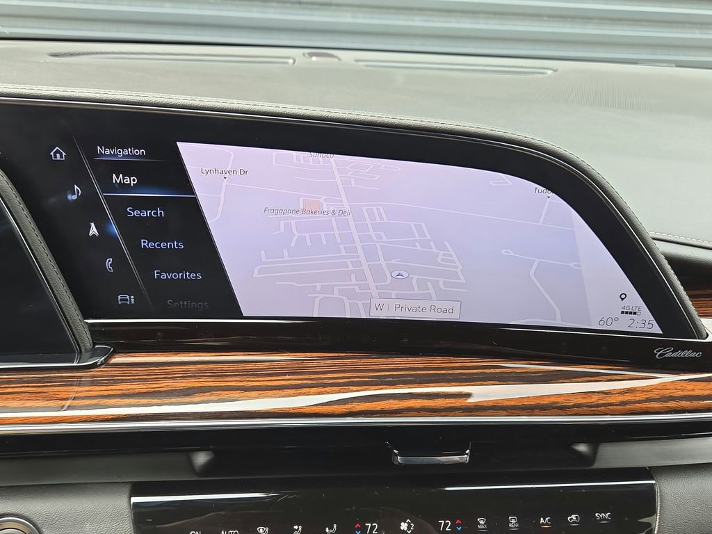 Used 2023 Cadillac Escalade Premium Luxury image 11