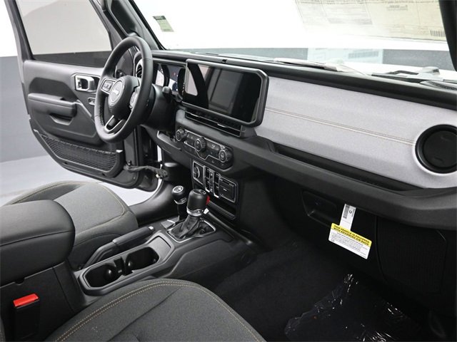 New 2025 Jeep Gladiator Sport image 22