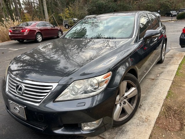 Used 2011 Lexus LS 460 Base w/ Comfort Pkg image 4