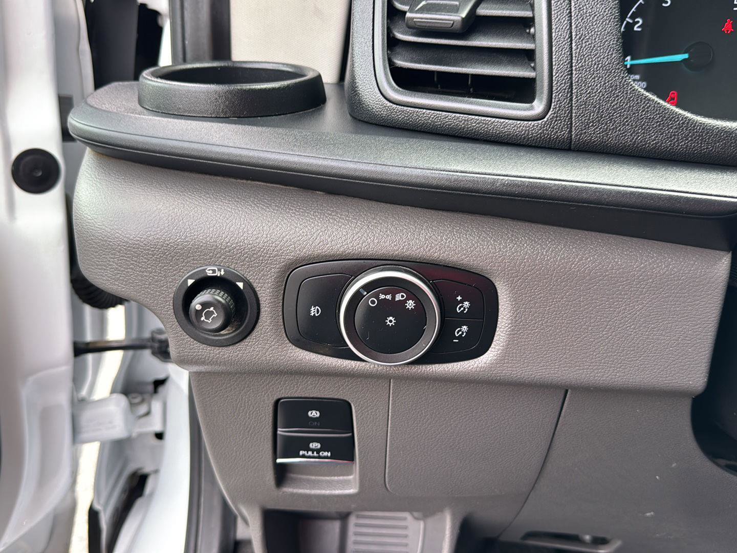 Used 2021 Ford Transit 350 XLT image 18