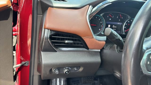 Used 2021 Chevrolet Traverse High Country AWD/4WD image 22