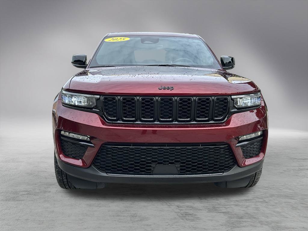 Certified 2025 Jeep Grand Cherokee Limited w/ Black Appearance Package RWD image 2