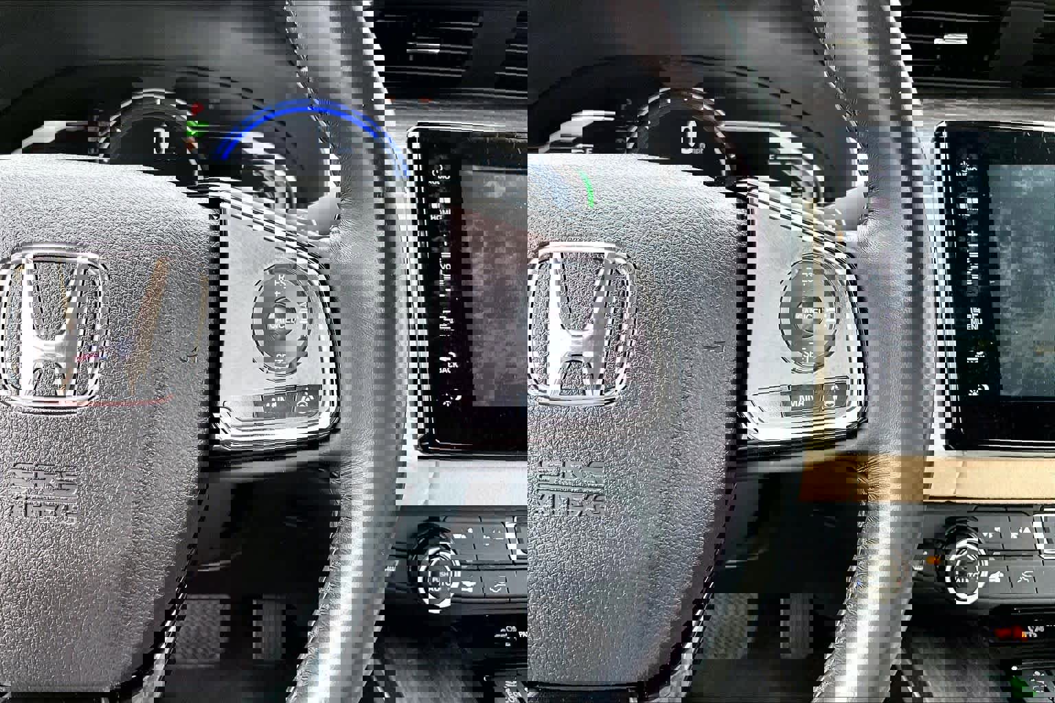 Used 2018 Honda Clarity Touring image 25