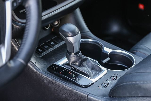 Used 2019 Toyota Highlander Limited AWD/4WD image 23