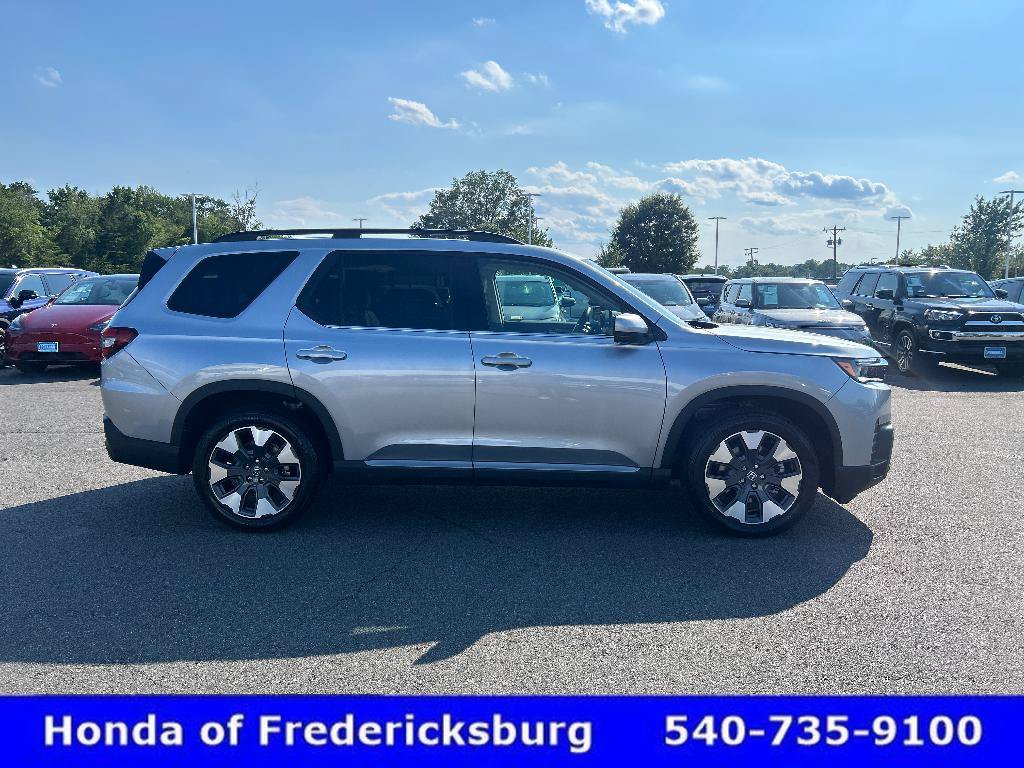 Certified 2026 Honda Pilot Touring image 6