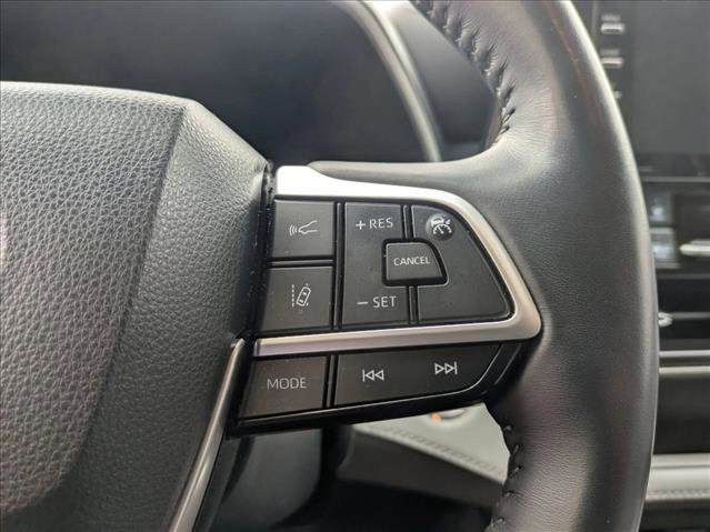 Used 2020 BMW 840i Coupe w/ Driving Assistance Package image 13