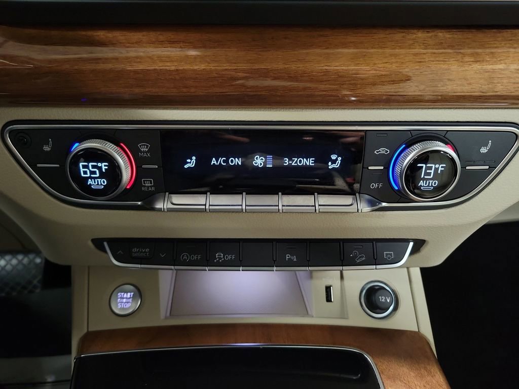 Used 2022 Audi Q5 2.0T Premium w/ Convenience Package image 18