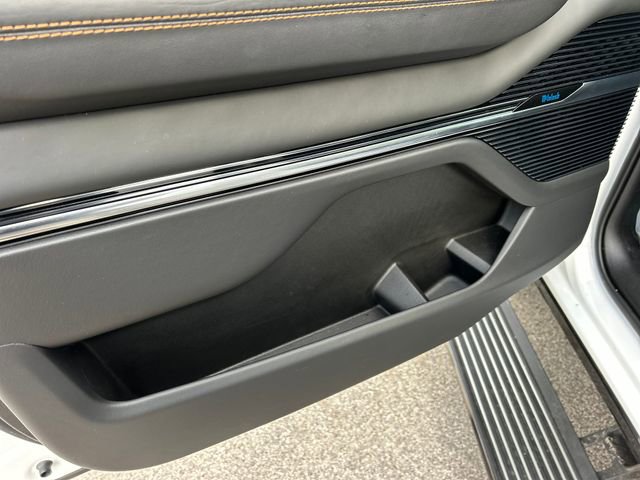 Used 2024 Jeep Grand Wagoneer Series III w/ Rear Seat Video Group 1 image 40