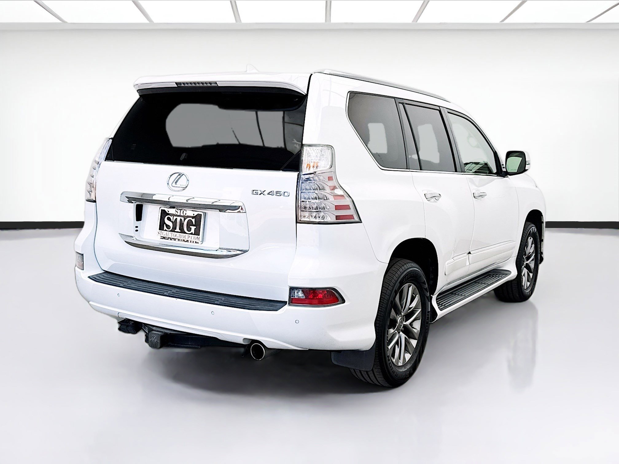 Used 2018 Lexus GX 460 Luxury w/ Preferred Accessory Package image 4