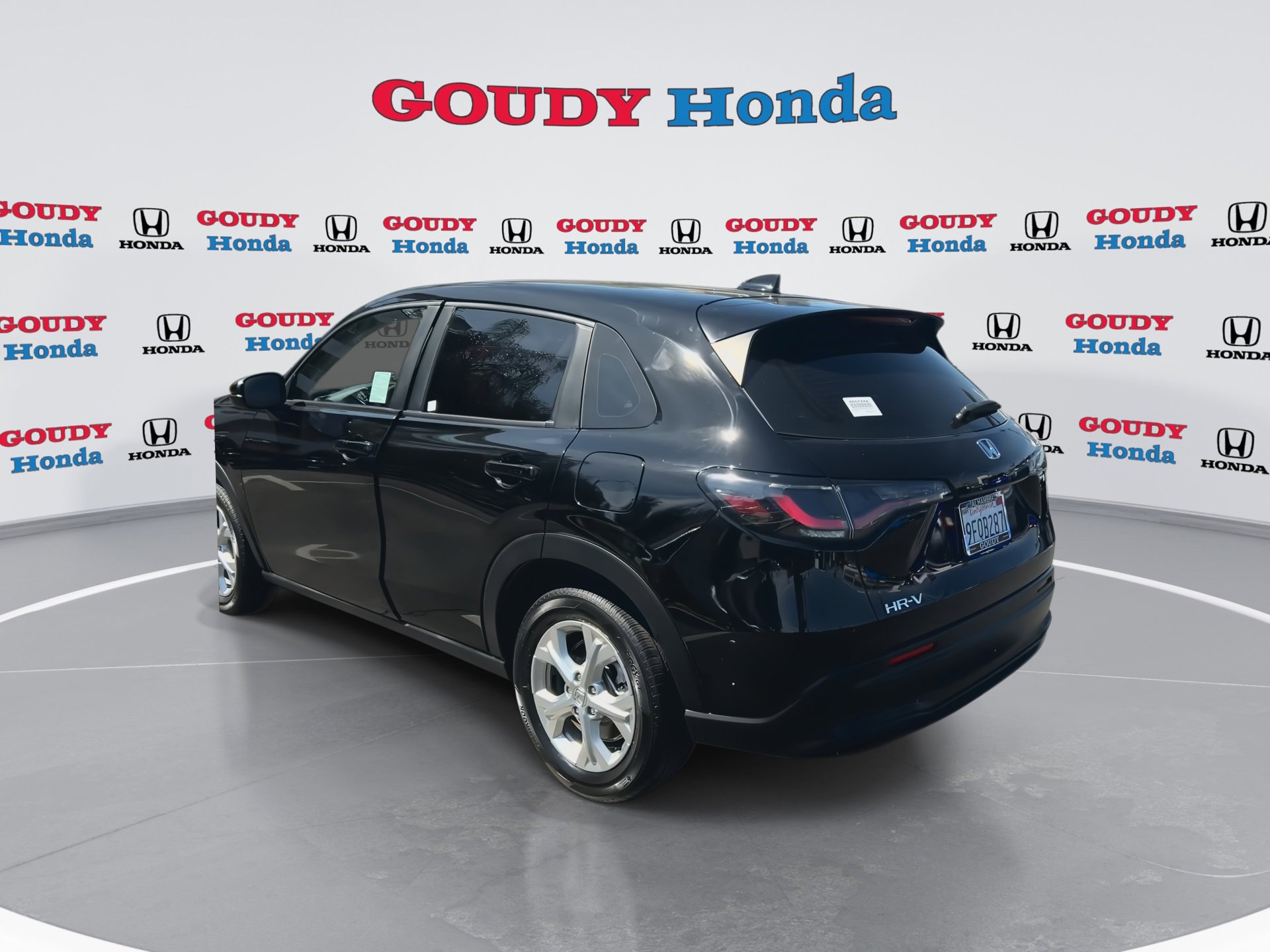 Certified 2023 Honda HR-V LX image 7
