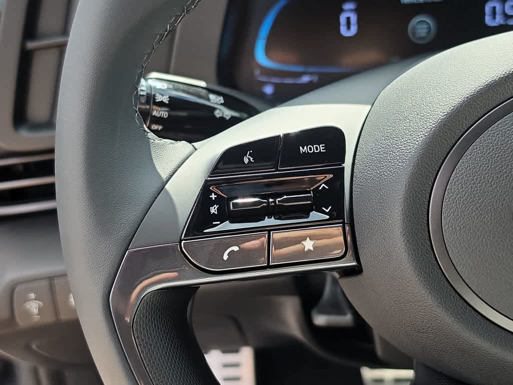 New 2026 Hyundai Elantra SEL Sport FWD image 24