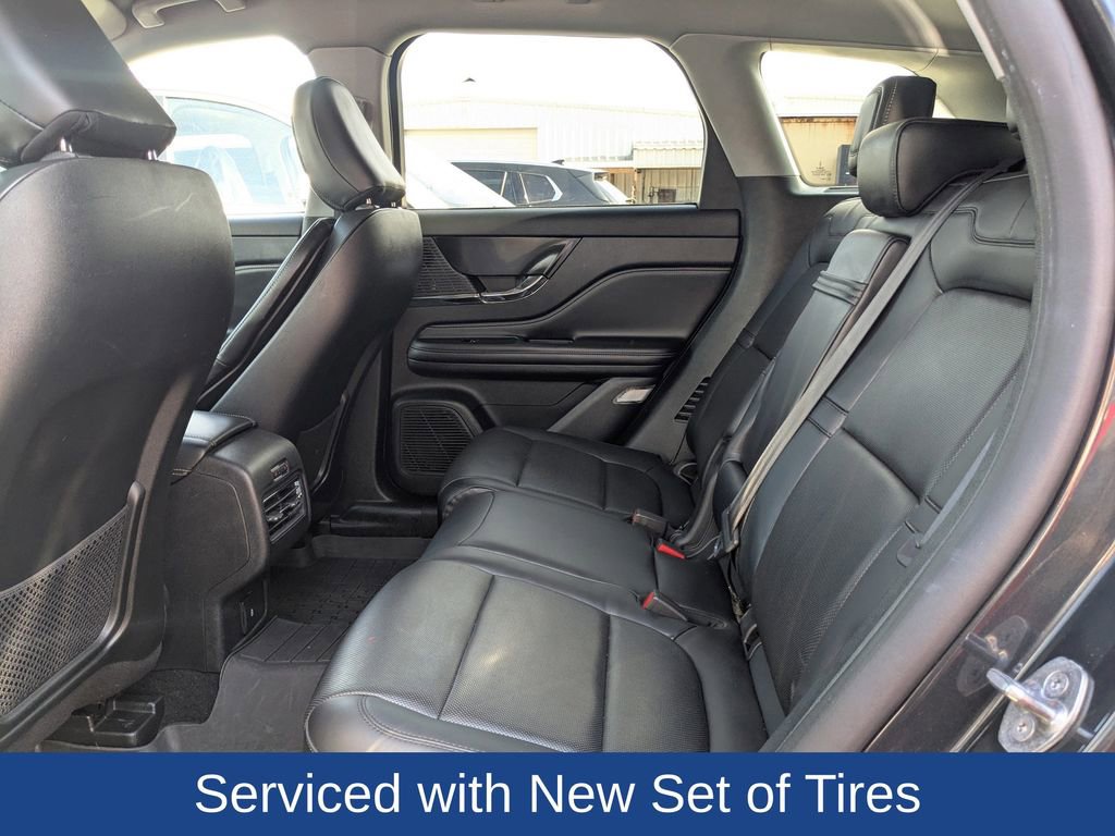 Used 2022 Lincoln Corsair Reserve w/ Equipment Group 201A image 16