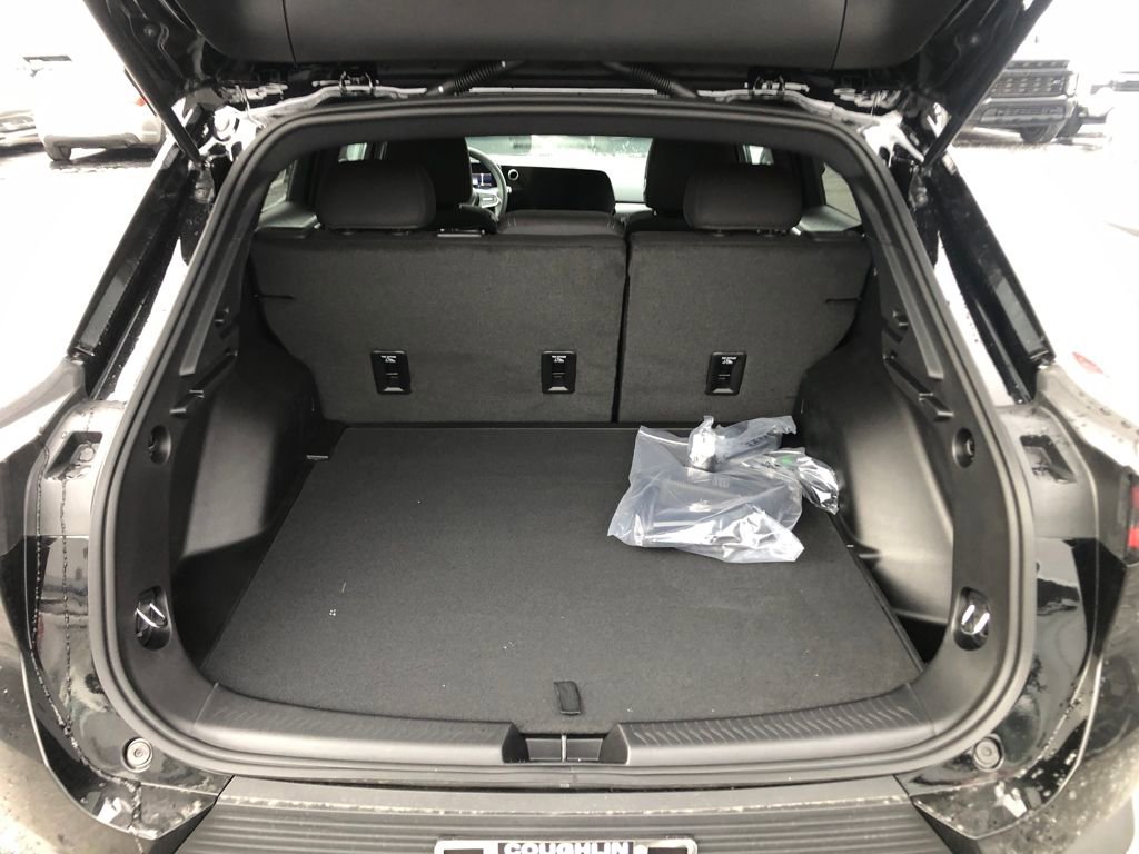 New 2026 Chevrolet Equinox EV LT image 19