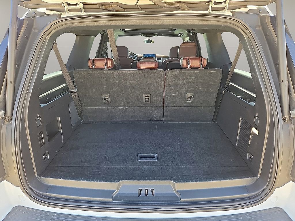 Used 2024 Ford Expedition Max Limited image 11