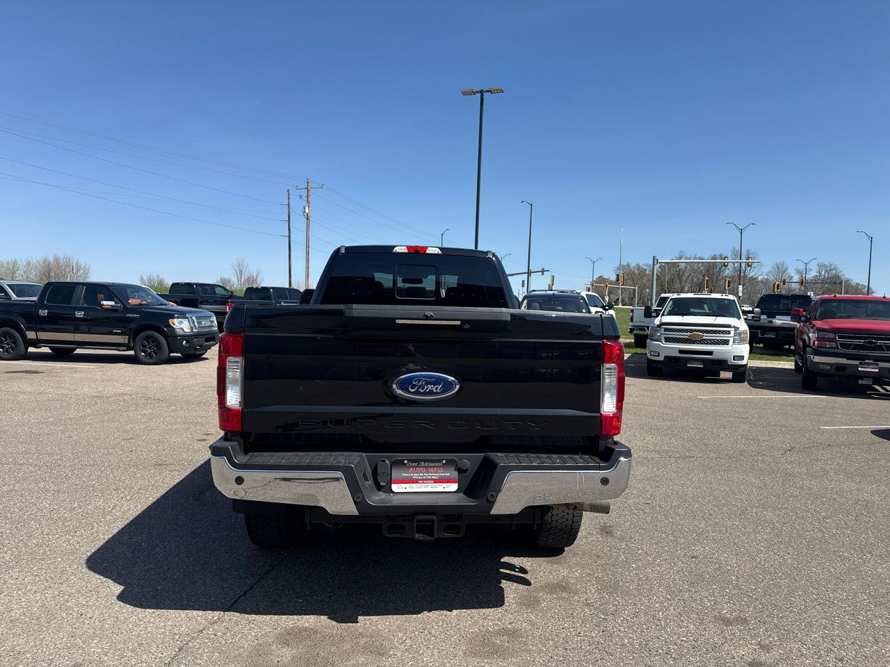 Used 2019 Ford F350 Lariat w/ Lariat Ultimate Package AWD/4WD image 4