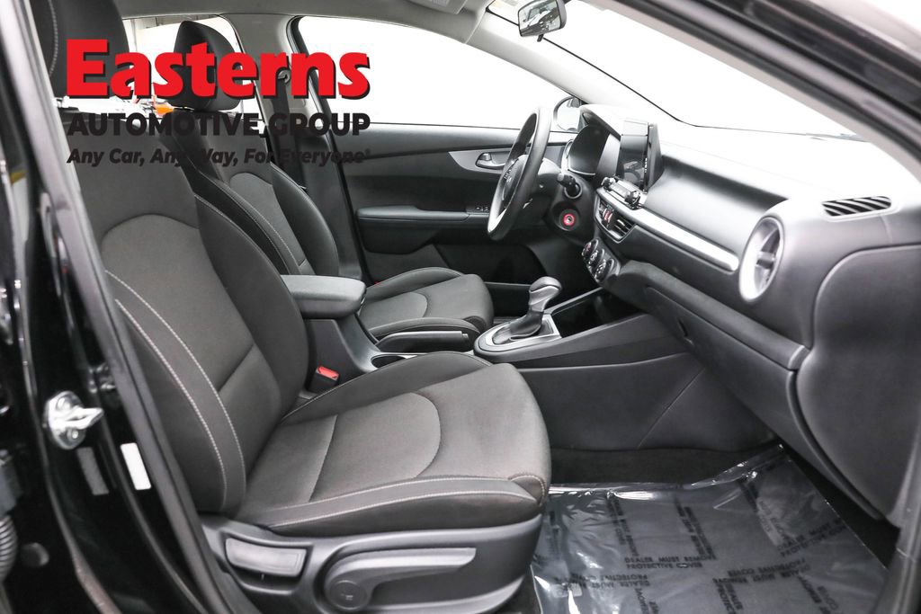 Used 2024 Kia Forte LXS image 24