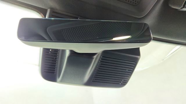 Used 2025 Rivian R1S Adventure image 56