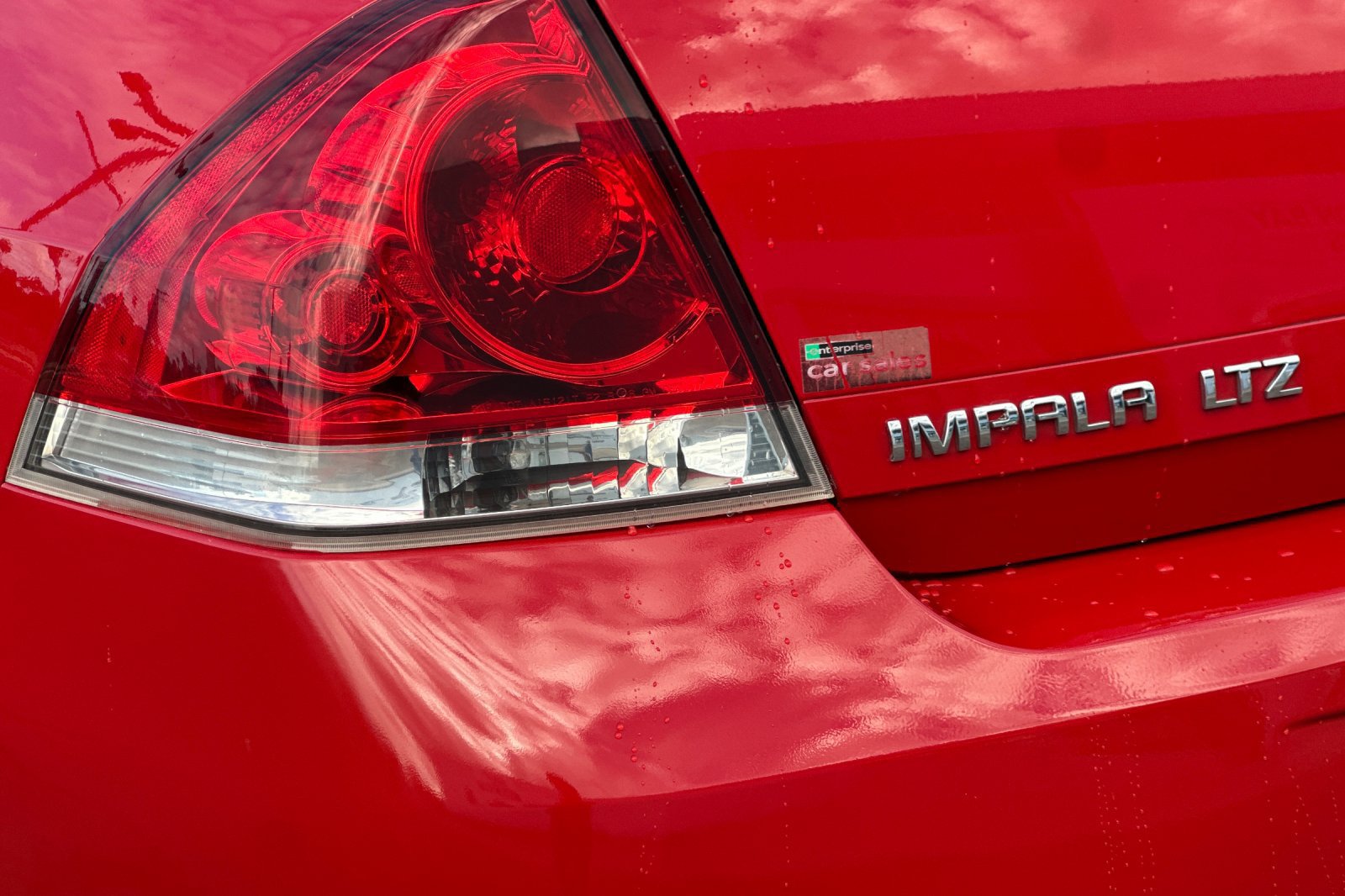 Used 2013 Chevrolet Impala LTZ FWD image 24